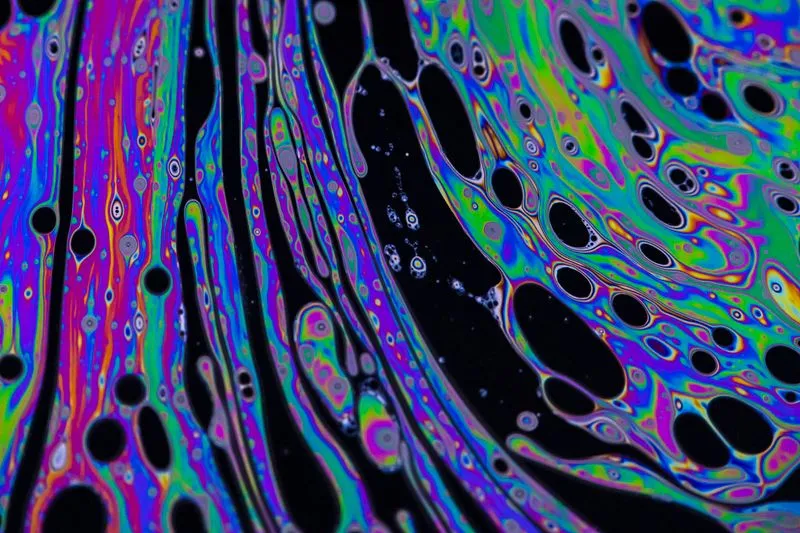 Colourful abstract pattern evoking an algorithmic bubble