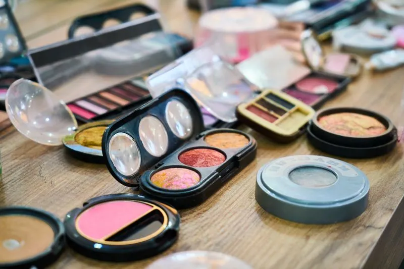 Do Cosmetics Expire? When to Bin Every Product in Your Bag