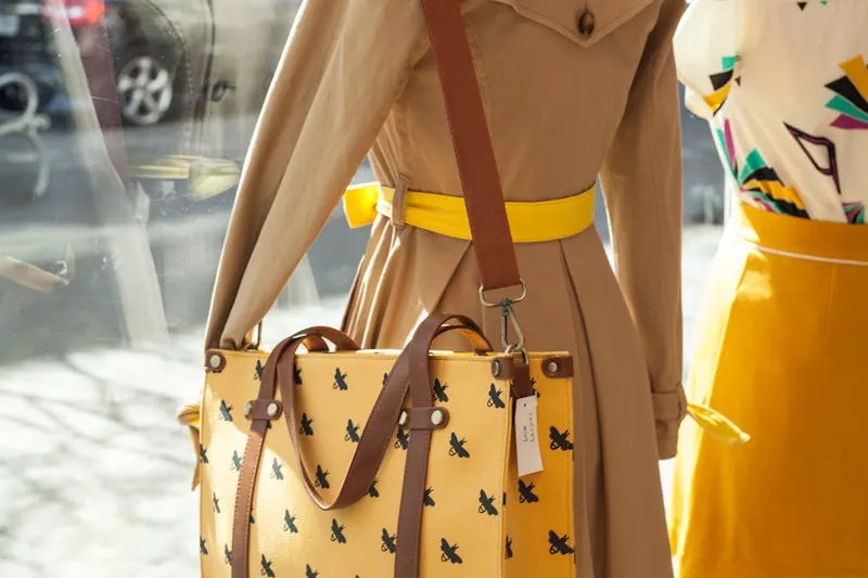 Hermès Birkin bag in gold Togo leather with gold padlock