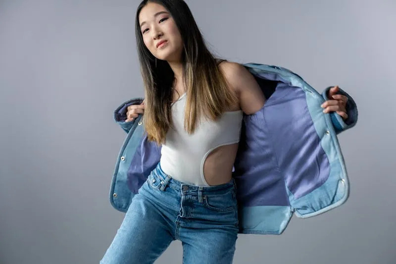 Inverted triangle shape enhanced with wide-leg trousers