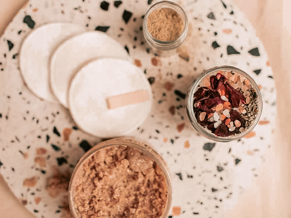 Have a new skin with our tips for a successful body scrub
